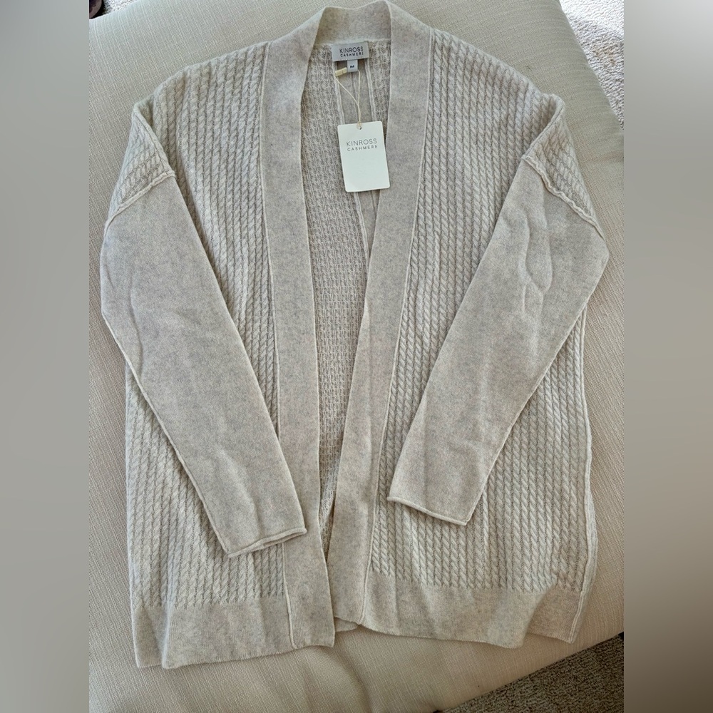 KINROSS 100% CASHMERE. Women's Cream Cardigan Sweater